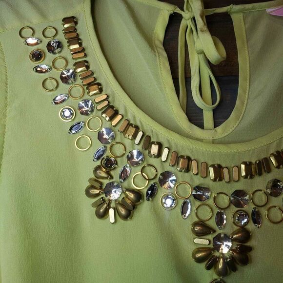 Lilly Pulitzer Havana 100% Silk Embellished Top in Kelp Green Yellow Size XS - Picture 6 of 12